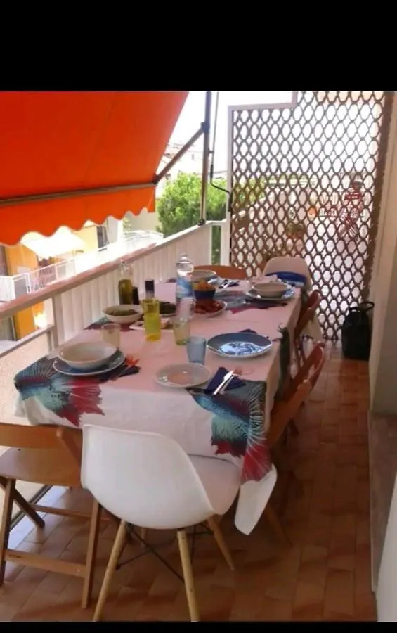La Casa Bianca Villa Ceriale Italy